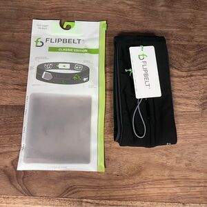 NIB FlipBelt Classic Edition Black Running Waist Pack Size Medium